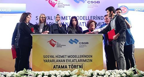"Kurum bakımımızdan ayrılan gençlerimizin, istihdam edilene kadar barınma başta olmak üzere farklı ihtiyaçlarını karşılamak için 'Sosyal Ekonomik Destek Projesi'ni hayata geçireceğiz"