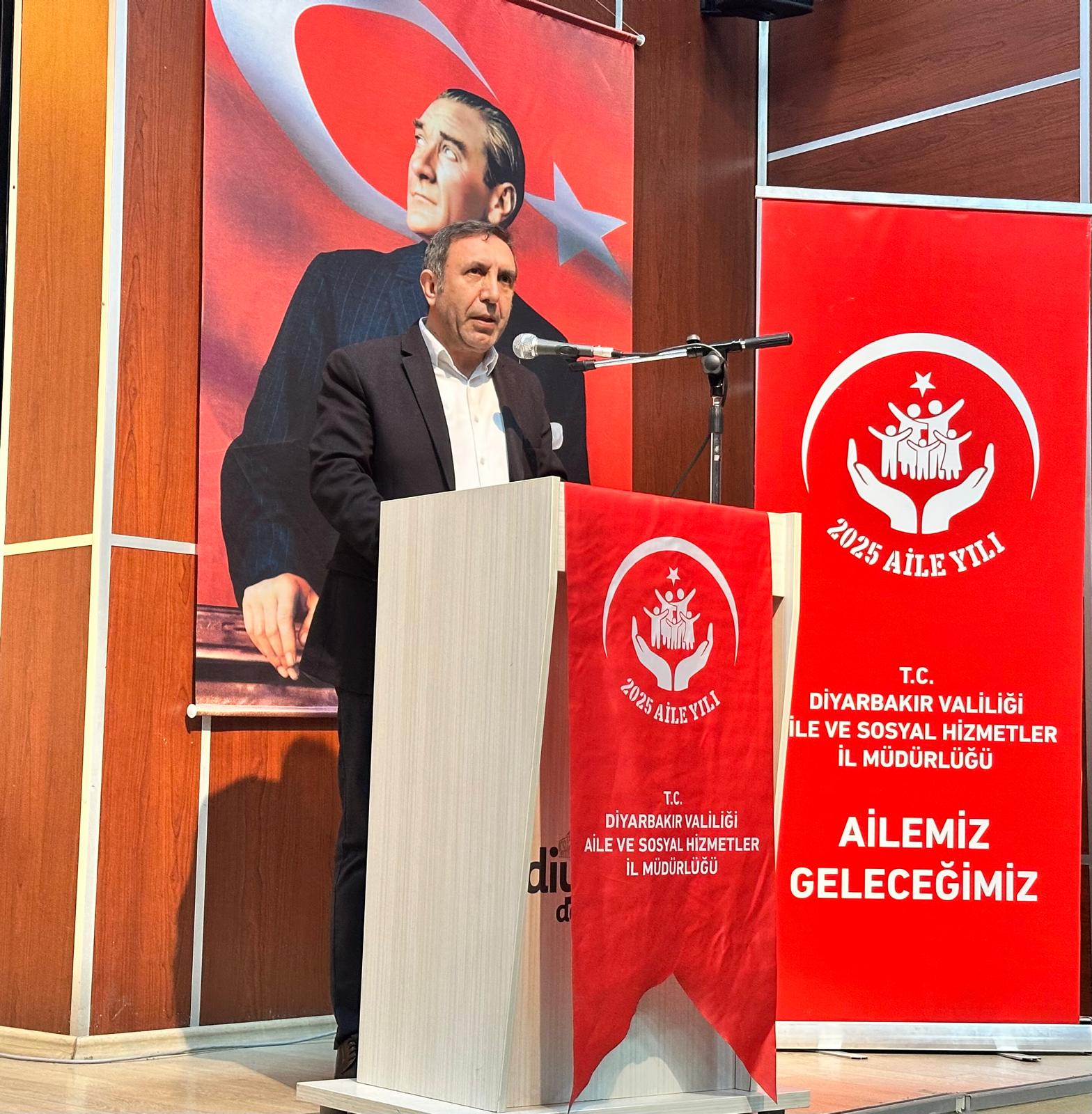 2025 Aile Yılı kapsamında müzik dinletisi gerçekleştirdik.