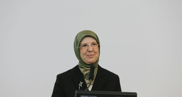 "Anayasada yapılan değişikliklerle kadının ekonomik ve sosyal statüsü güçlendirildi"