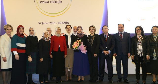 "Bütüncül çalışmalarla Suriyeli mültecilerin ekonomiye sosyal ve kültürel hayata uyum süreci hızlanacak"