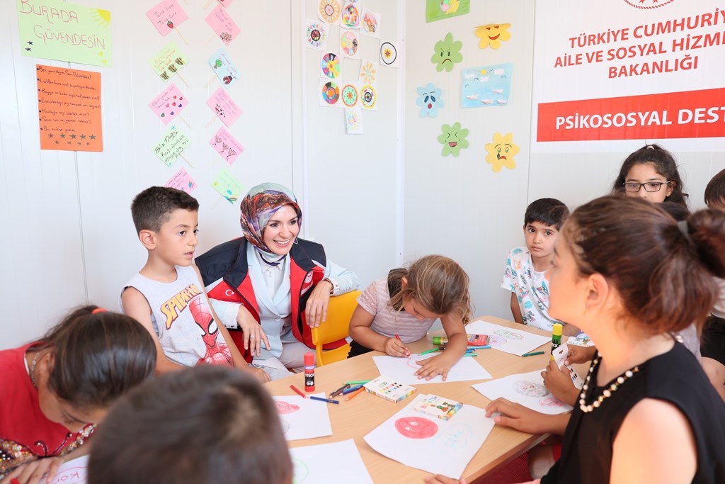 Bakanımız Göktaş: “Mayıs ayına yönelik toplam 1 milyar 227 milyon lira tutarındaki Sosyal Ekonomik Destek (SED) ödemesini hesaplara yatırdık”