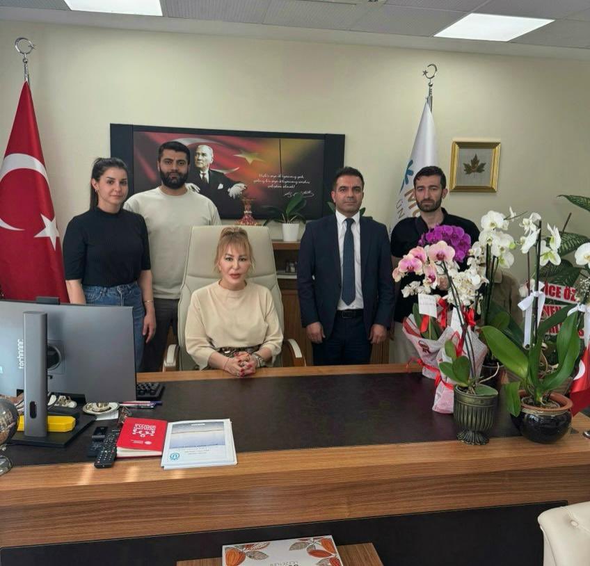 Rol model çalışmamız kapsamında koruma ve bakım altındaki çocuklarımız, Munzur Üniversitesi Sağlık Bilimleri Fakültesi Dekanı Prof. Dr. Ülkü ÖZBAY ile bir araya geldi.