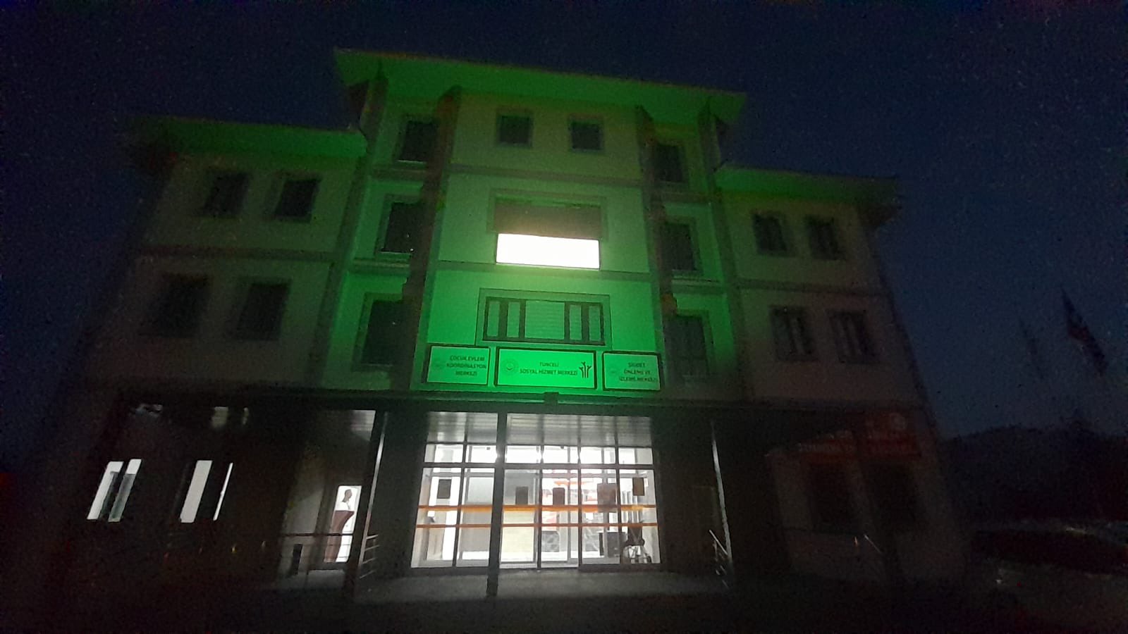 Yeşilay Haftası kapsamında, Müdürlüğümüz binası yeşil ışıklandırma ile aydınlatılarak farkındalık oluşturulmuştur.