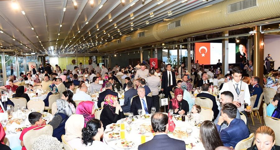 İstanbul Aile ve Sosyal Politikalar İl Müdürlüğü Şehit Aileleri ve Gazilerimizle  İftarda Buluştu.