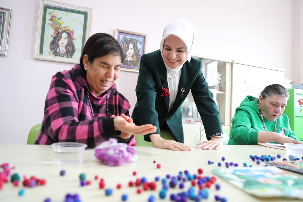 Türkiye'de 37 bin 580 engelli vatandaş yatılı bakım hizmetinden yararlanıyor