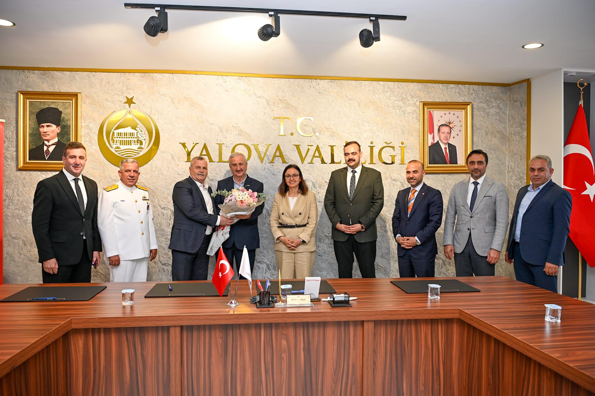  ARMUTLU HUZUREVİ YAŞLI BAKIM VE REHABİLİTASYON MERKEZİ HİZMETE AÇILIYOR