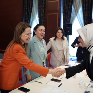 Bakanımız Göktaş, AK Parti'li "Kadın Milletvekilleri ile İstişare Programı"na katıldı - fotoğraf 3