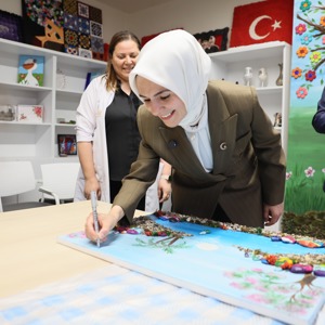 Bakanımız Göktaş, Kocaeli'de "Gonca Engelsiz Yaşam Merkezi" tanıtımında konuştu - fotoğraf 7