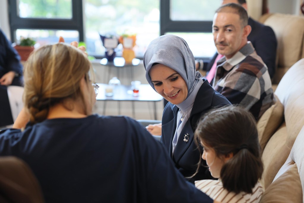 10 binin üzerinde çocuk koruyucu ailelerin şefkatinde hayata hazırlanıyor