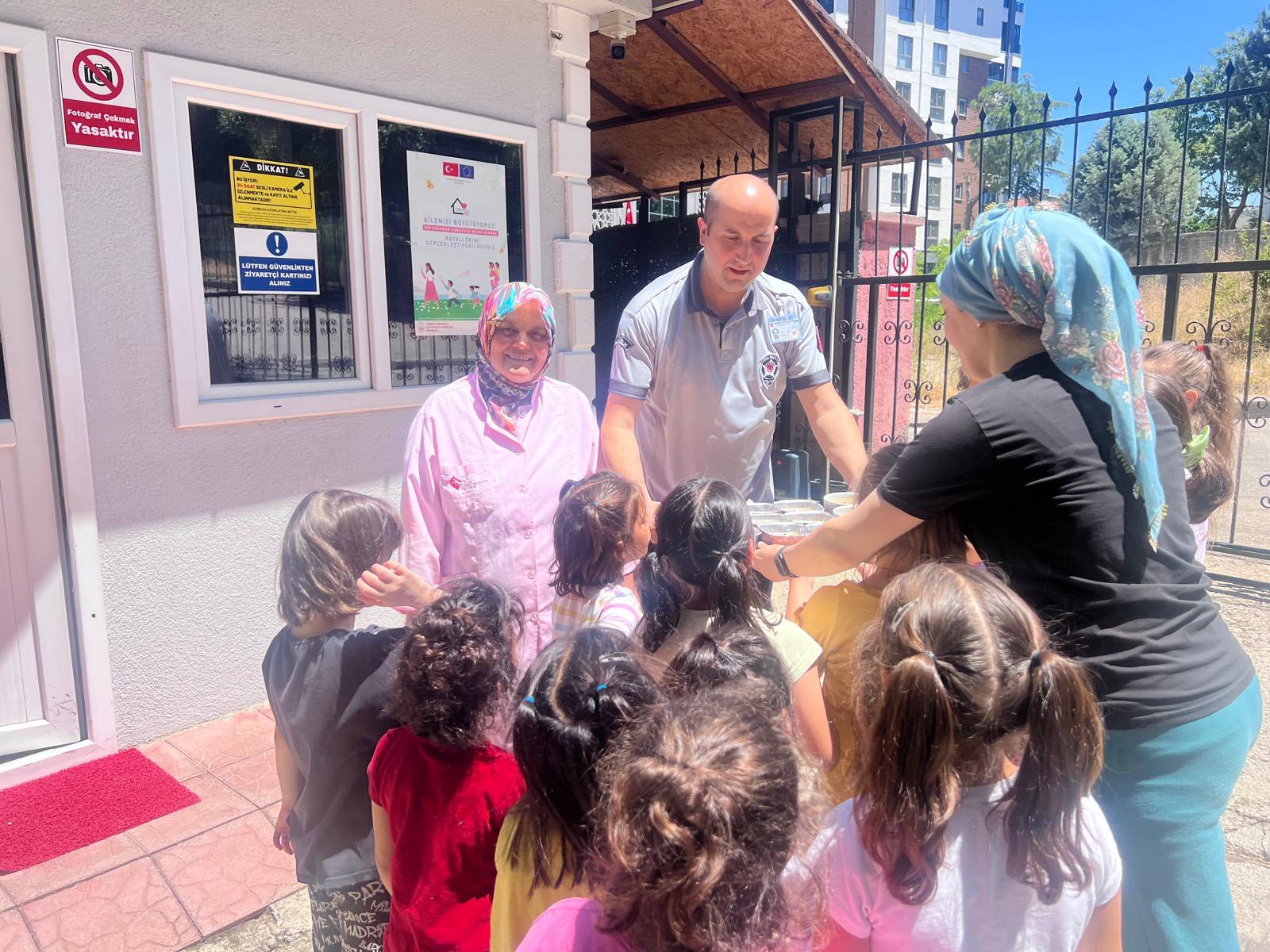 Paylaşmanın ve Bereketin Simgesi: Aşure Günü Mübarek Olsun