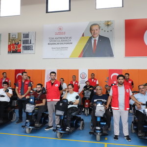Engelli Vatandaşlarımıza Akülü Tekerlekli Sandalye Dağıtımını Gerçekleştirdik - fotoğraf 5