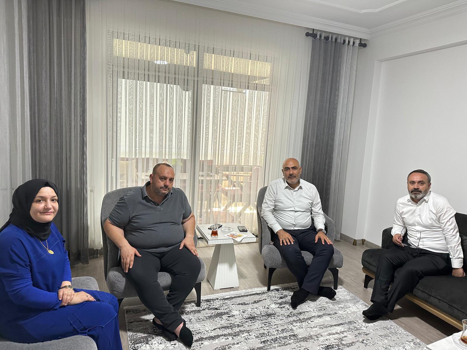 15 Temmuz Demokrasi ve Milli Birlik Günü vesilesiyle; İl Müdürümüz Abdulbari AKSOY ve İl Müdür Yardımcımız Orhan VARAN 15 Temmuz Gazimiz Onur ASUTAY ve ailesini ziyaret etti.