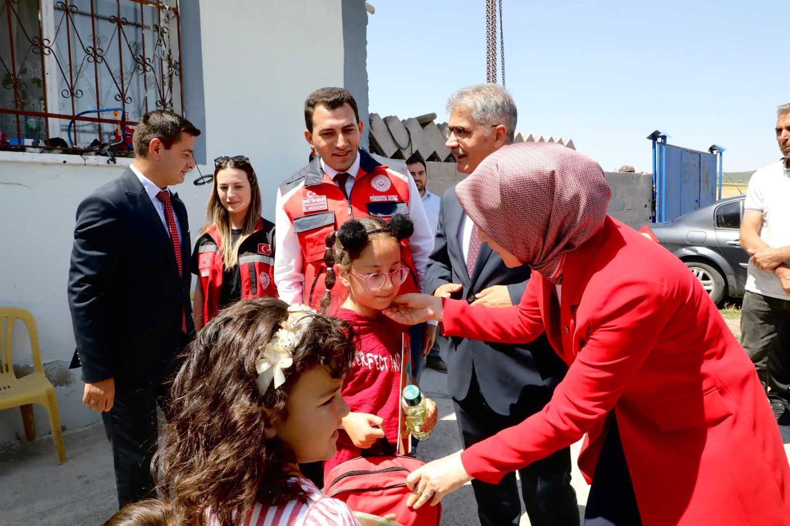 Sivil Gazi Veyis EROĞLU ve ailesi ziyaret edildi