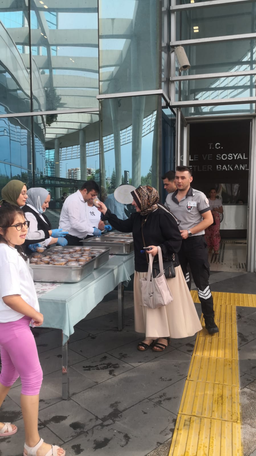 15 Temmuz Demokrasi ve Milli Birlik Günü Dolayısıyla Helva İkramı