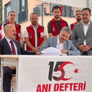 15 Temmuz Demokrasi ve Millî Birlik Günü Anma Etkinlikleri Kapsamında Anı Defterine Duygularımızı Yazdık - fotoğraf 2