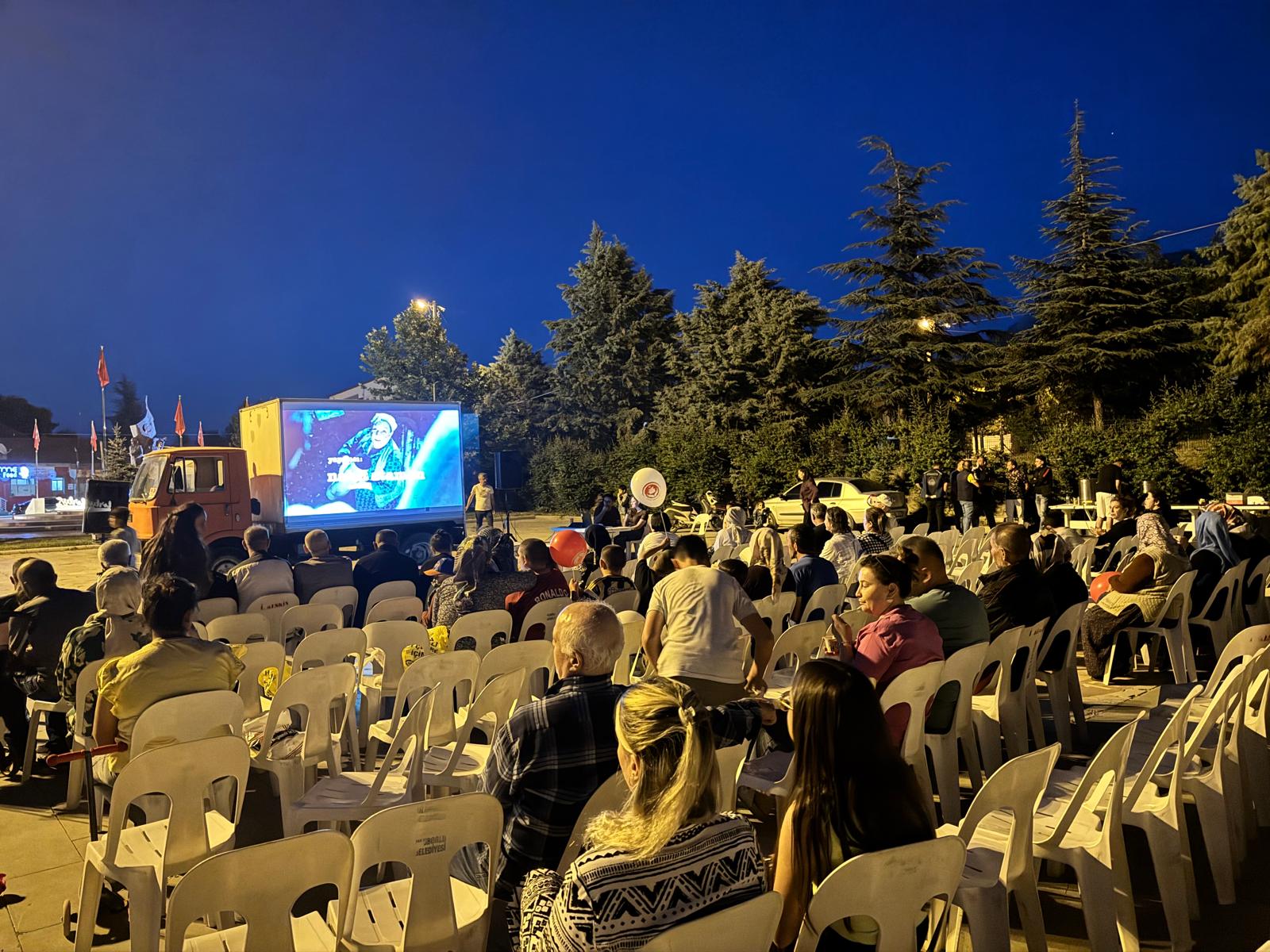 Uluborlu'da Açık Hava Sineması Etkinliği
