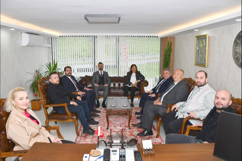 AK Parti Genel Merkez Yerel Yönetimler Başkan Yardımcısı Sn. Semiha Ekinci ve Ordu İl Başkanı Selman Altaş ve Teşkilat üyeleri İl Müdürü Harun Tan’a Ziyaret