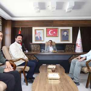Serhendi Vakfı İl Temsilcisi ve Nezir Derneği İl Temsilcisi Müdürlüğümüzü Ziyaret Ettiler - fotoğraf 1