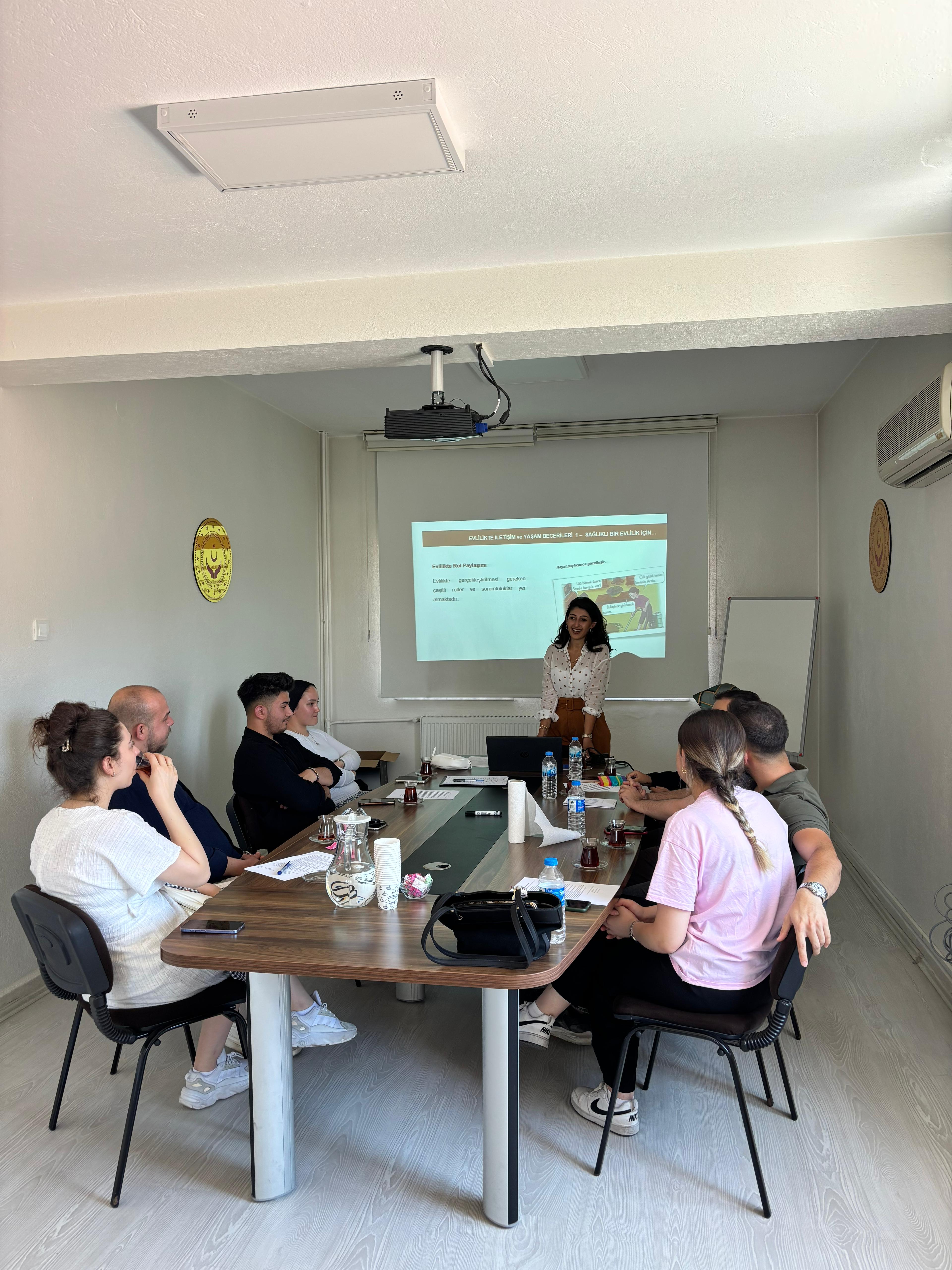 Tavas SHM’den Evlenecek Gençlere Yönelik Evlilik Öncesi Eğitim Programı