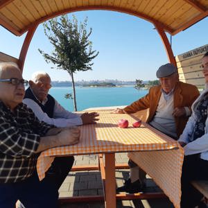 Seyhan Huzurevi Sakinlerimiz Doğanın Tadını Çıkardı - fotoğraf 7