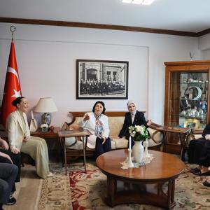 Bakanımız Göktaş, Batı Trakya'da  Dr. Sadık Ahmet'in  vefatının 30. yıl dönümünde düzenlenen anma törenine katıldı - fotoğraf 8