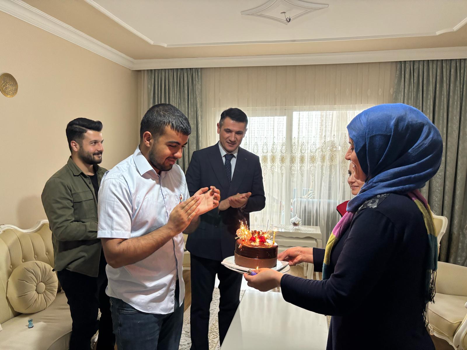 Otizm Farkındalık Günü Kapsamında Otizmli Gencimizi Ziyaret Ettik