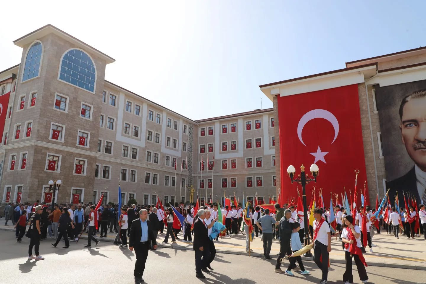 23 Nisan Ulusal Egemenlik ve Çocuk Bayramı Programına Katılım Sağladık - fotoğraf 4