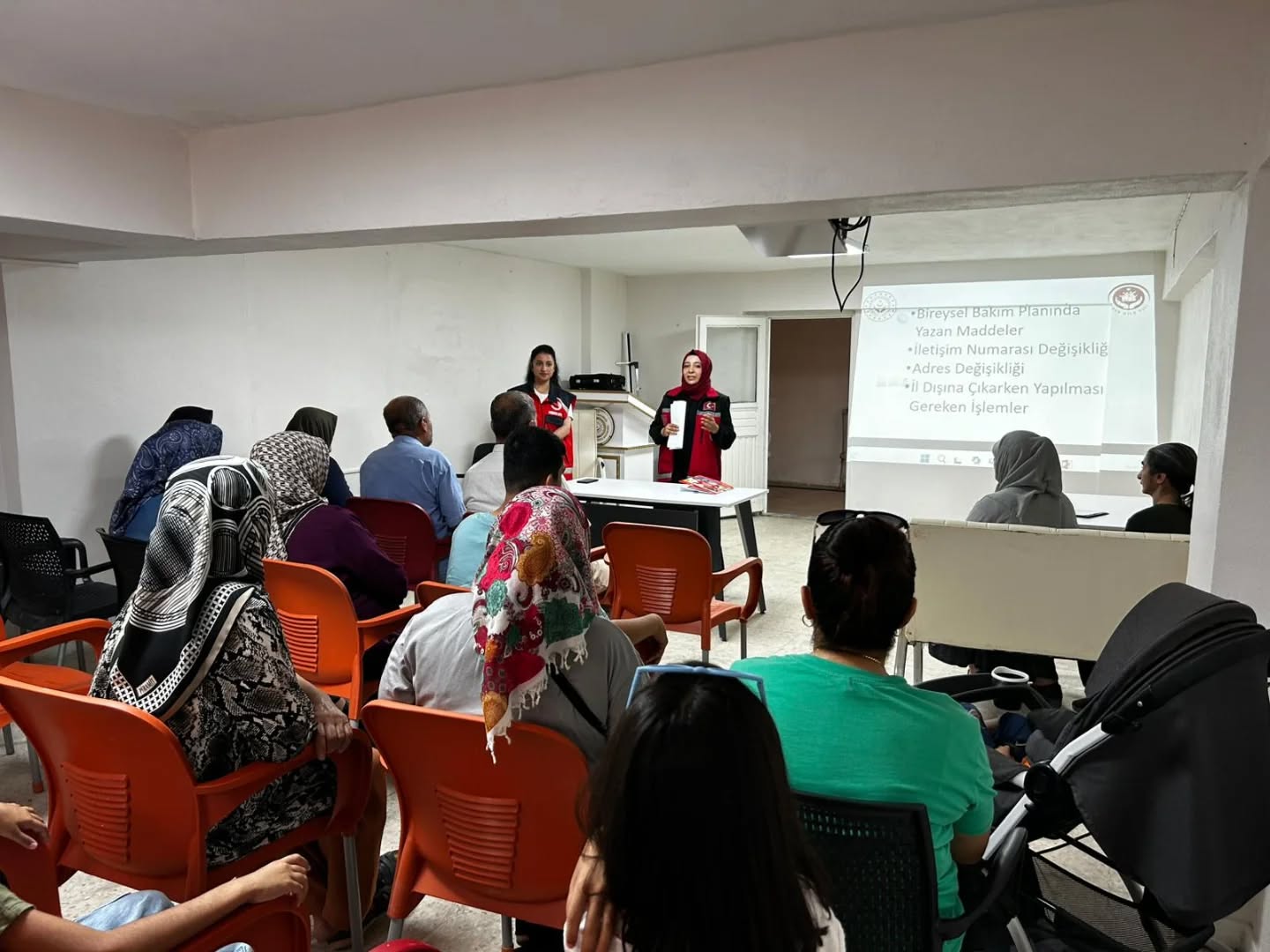 Engellilerin Bakımına Yönelik Dikkat Edilmesi Gereken Hususlar Konusunda Bakıcılarımızla Eğitim Gerçekleştirdik