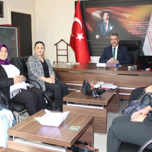 Ak Parti Çukurova İlçe Kadın Kolları Başkanı Selma Türkibiş, İl Müdürlüğümüze Ziyarette Bulundu - fotoğraf 2