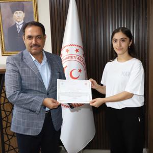 Komitemizden Mezun Olan Çocuklarımıza Teşekkür Belgelerini Takdim Ettik - fotoğraf 5