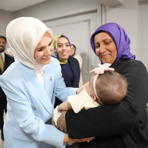 Bakanımız Göktaş, Bingöl'de Gönül Elçileri ile Koruyucu Aile Farkındalık Toplantısı'nda konuştu - fotoğraf 17