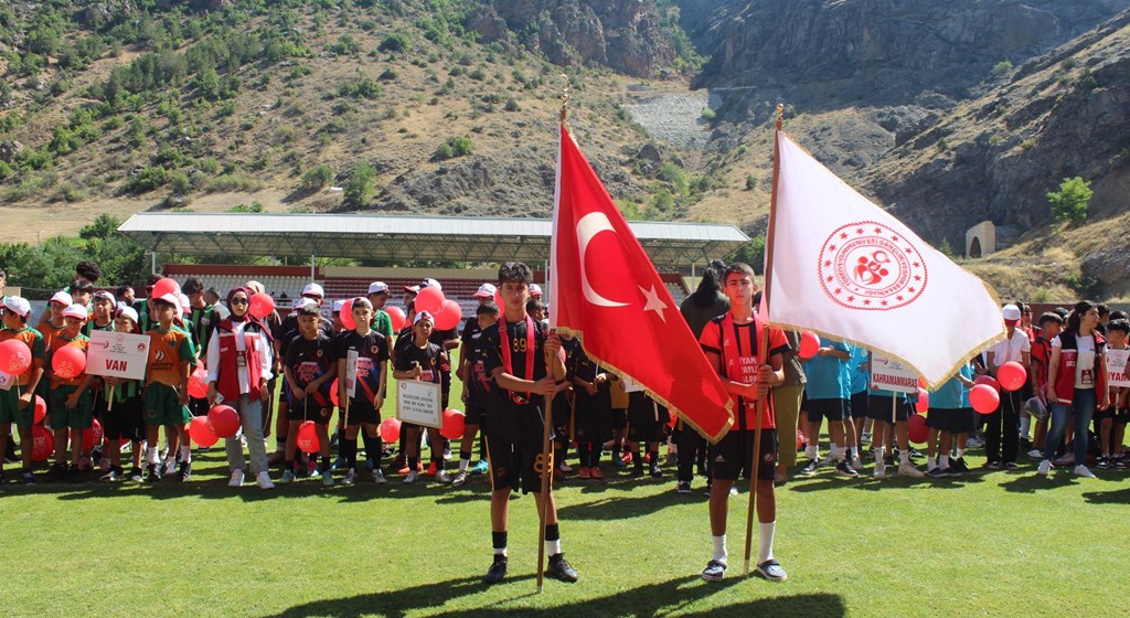 UYAFA Gümüşhane 2025 Aile Yılı Tek Yürek Futbol Turnuvası