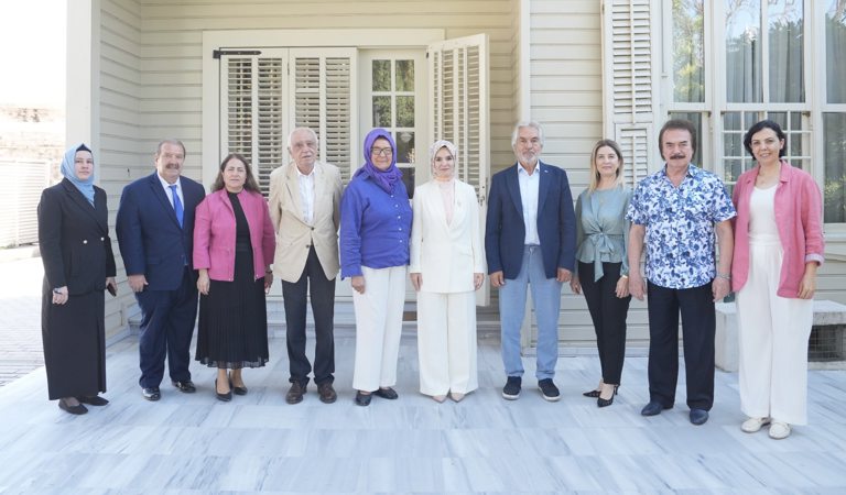 Minister GÖKTAŞ met with members of the Presidential Council for Culture and Arts Policies