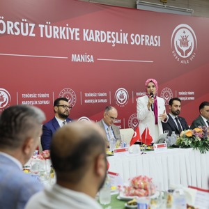 Bakanımız Göktaş, Manisa'da "Türkiye Yüzyılı Buluşmaları" programında konuştu - fotoğraf 10