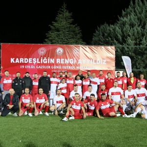 19 Eylül Gaziler Günü dolayısıyla futbol müsabakası düzenlendi - fotoğraf 2