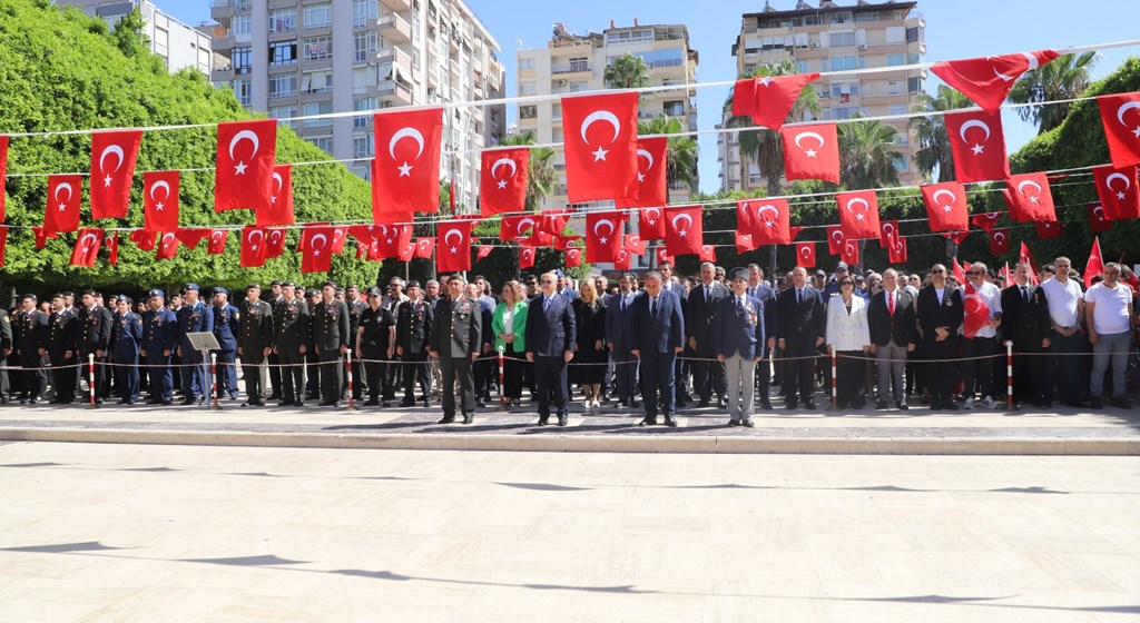 GAZİLER GÜNÜ TÖRENİ VALİMİZ VE PROTOKOLÜN KATILIMIYLA GERÇEKLEŞTİ