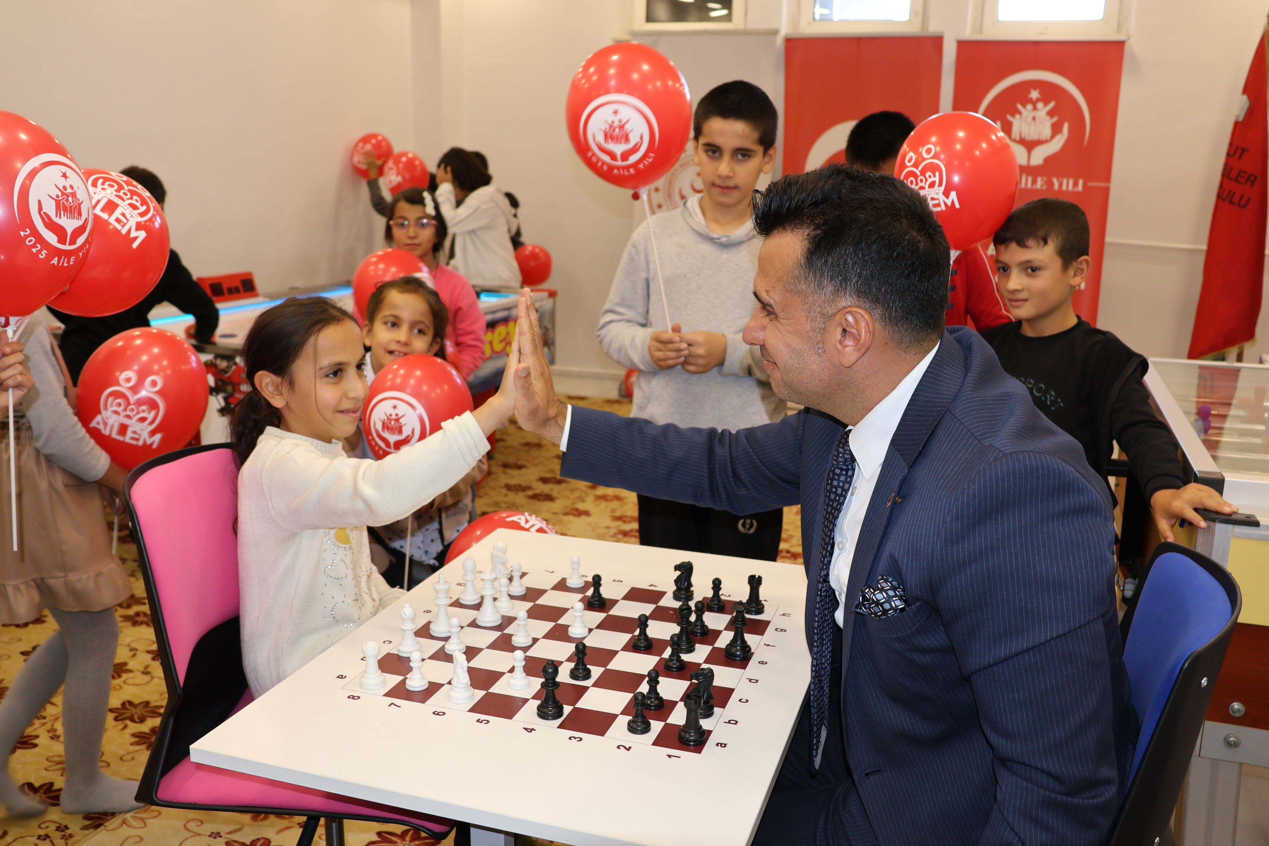 23 Eylül Uluslararası İşaret Dilleri Günü