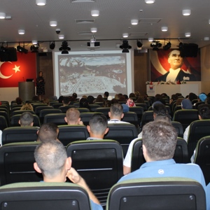“Geriatri, Yaşlı ve Engelli Bireylerle Etkili İletişim Kurma Yöntemleri” Konulu Eğitimimiz - fotoğraf 9
