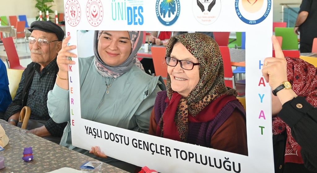 “Renklerle Hayat Projesi” Kapsamında Kuşaklar Arası Renkli Buluşma