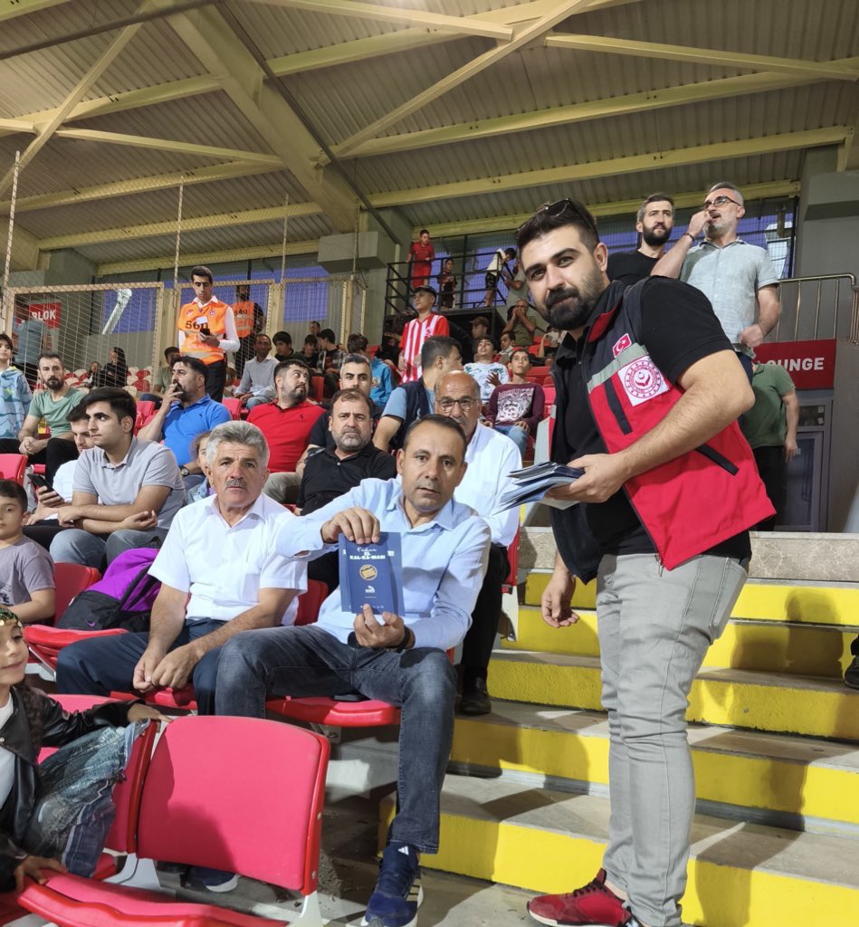 “Kadına El Kalkamaz”temalı bilgilendirici broşürleri