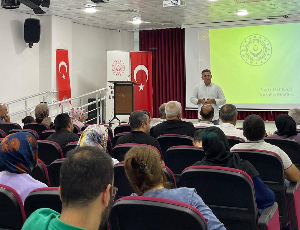 Engelli Bireylerin Ailelerine Verilen Hizmetler Hakkında Tanıtım Toplantısı