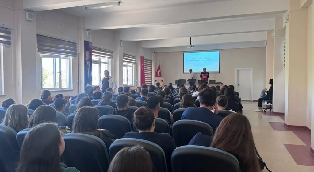 Sosyal Hizmet Merkezi’nden Öğrencilere ve Velilere Eğitim Çalışması