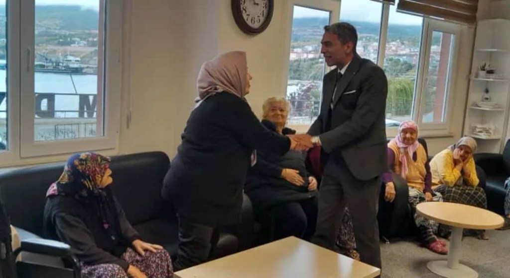 İl Müdürümüzden Gerze Huzurevi’ne Ziyaret