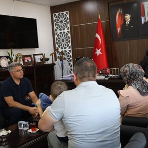 Bir çocuğumuz daha ailesine kavuştu. - fotoğraf 1