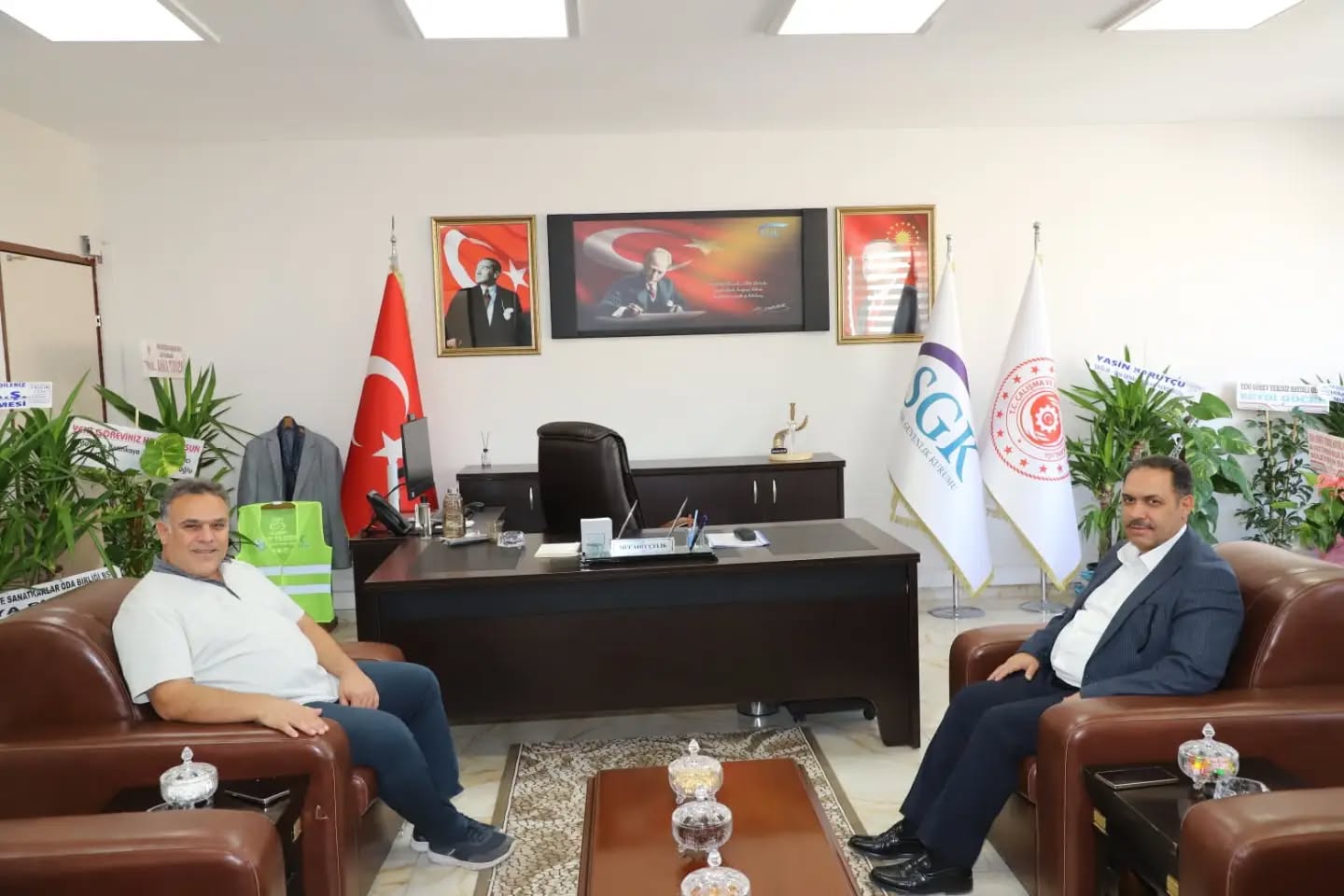 Görevine Yeni Başlayan Sosyal Güvenlik Kurumu İl Müdürü'nü Ziyaret Ettik