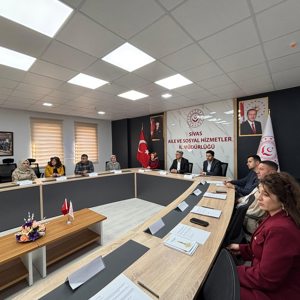 2025 yılının dördüncü Afet ve Acil Durumlarda Psikososyal Destek Farkındalık Eğitimi (AAD PSD), Gençlik ve Spor İl Müdürlüğü ile İl Sağlık Müdürlüğü çalışanlarının katılımıyla, Psikososyal Destek Eğitmenlerimiz tarafından gerçekleştirildi. - fotoğraf 2
