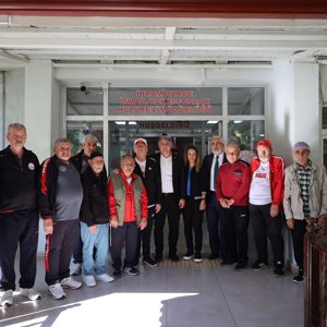 Yetişkin Gençler Huzur Bocce Ligi grup maçlarında, Sivas İsmail Hakkı Toprak Huzurevi Bocce Takımımız ile Elazığ Gazi Huzurevi Bocce Takımı bir araya geldi. - fotoğraf 2