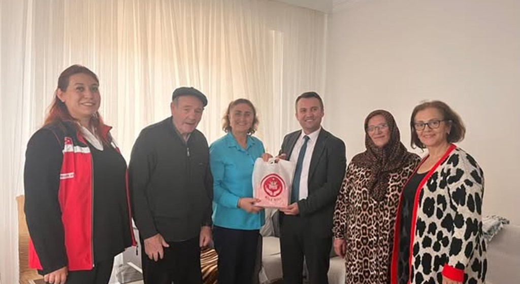 1 Ekim Dünya Yaşlılar Günü