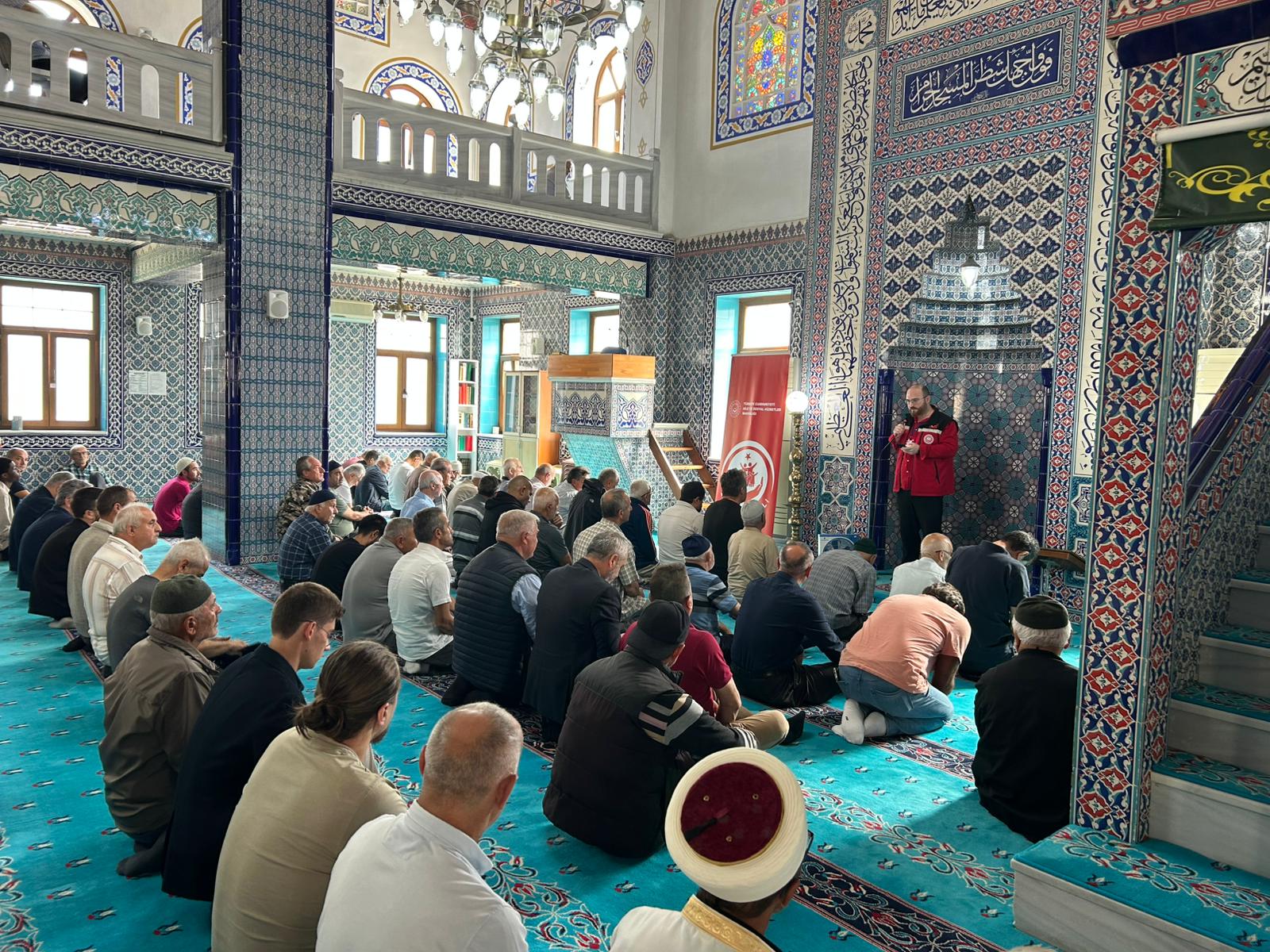 Sosyal Hizmet Merkezlerimiz Tarafından İlimiz Genelindeki Camilerde Cuma Namazı Öncesi Koruyucu ve Önleyici Hizmetlerimiz Kapsamında Farkındalık Eğitimlerimiz Devam Ediyor