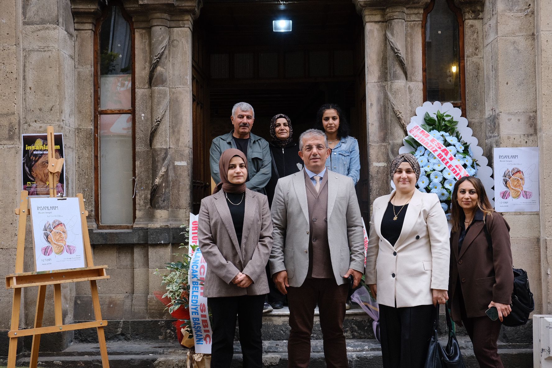 Zamanın Renkleriyle Çizilen Hikâyeler 